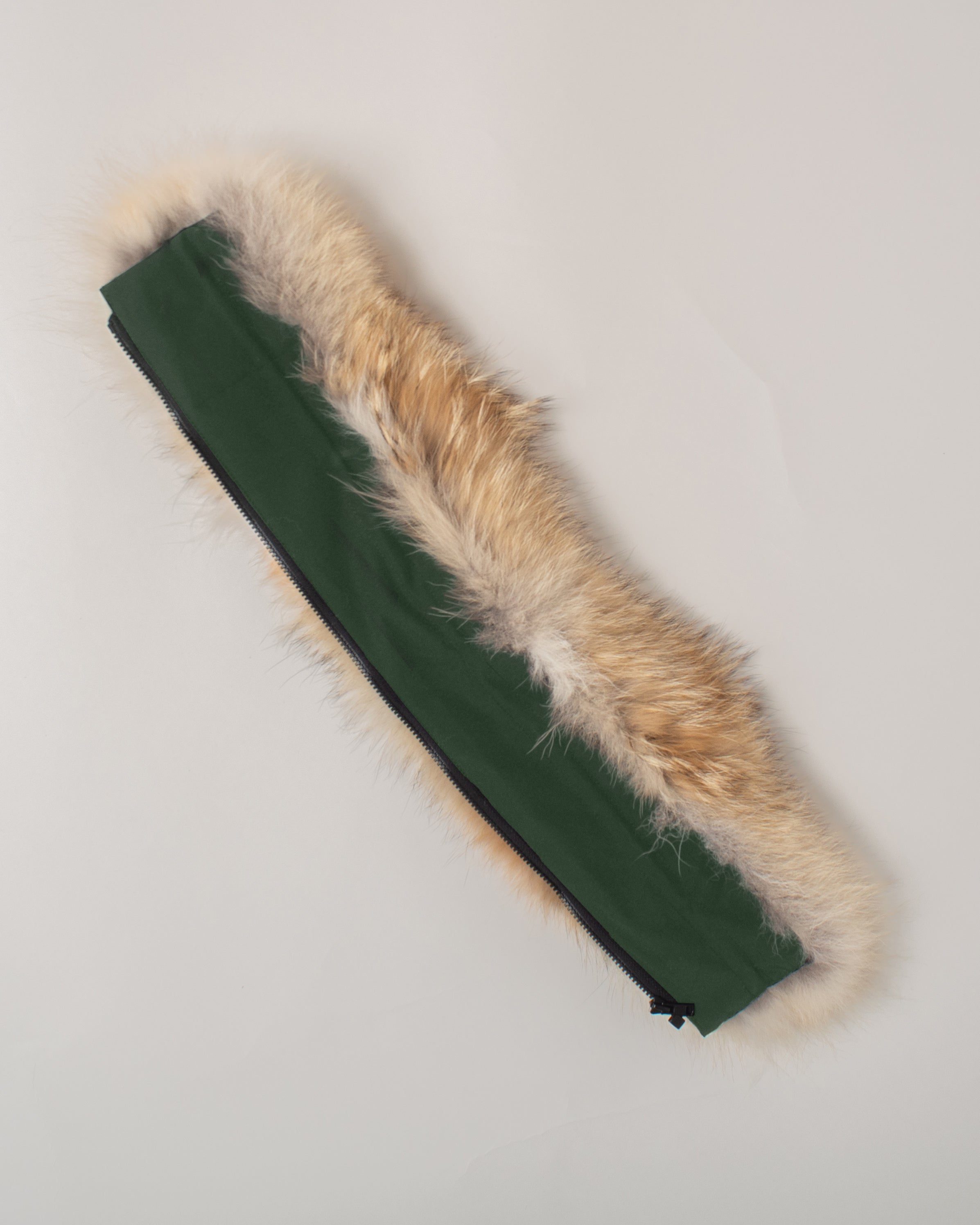 Coyote fur green trim compatible with parka hood
